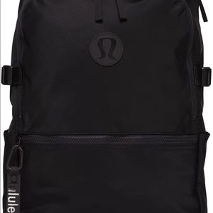 LOOKING FOR LULULEMON NEW CREW BACKPACK IN BLACK